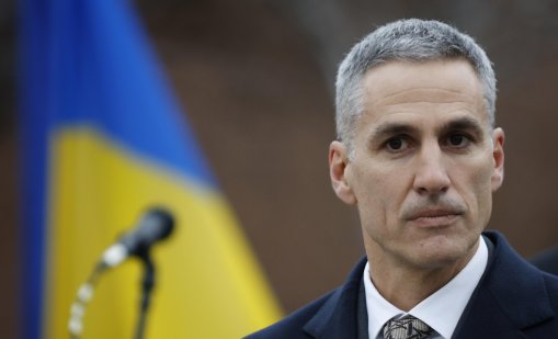 PR експерт: От калинки на ГЕРБ, Гюров наводнява с калинки от ПП