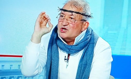 ЦИК налага санкция на Венци Чикагото за скъсания герб на България