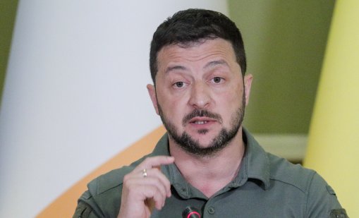 Руски удари убиха 21 души в Украйна, Зеленски: Цинизъм!