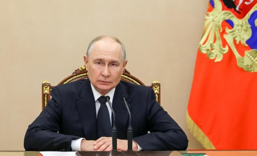 От "Киев за три дни" до страха от "Яблоко": Провал в две действия за Путин 