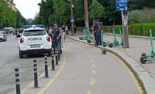 За 8 часа хванаха 43-ма нарушители с тротинетки в София 