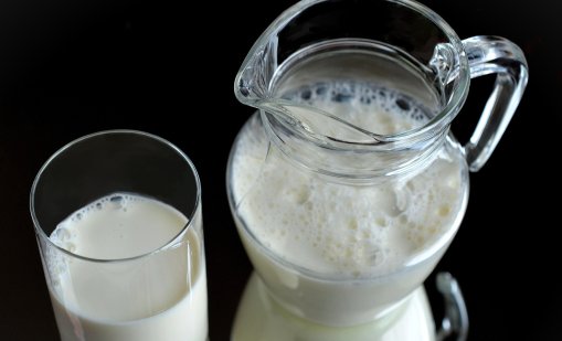 В сравнение с Европа: Българите плащаме с до 125% по-високи цени за млечни продукти