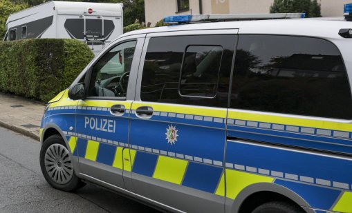 Повдигнаха обвинение на германски полицай, застрелял чернокож