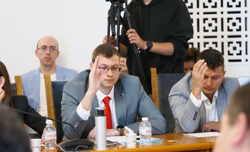 ПБ за жалбите в КС: Това е сглобка, но в нов вид
