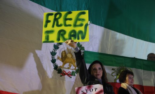 Възстановяват достъпа до интернет в Иран