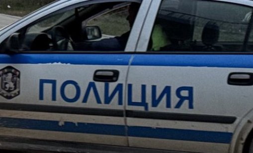 Недоволен дупничанин наби мебелист заради качеството на работата му