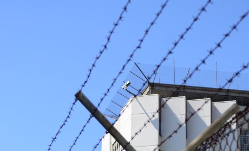 Арестуваха 12-годишно дете след смъртта на нейна съученичка в Лос Анджелис