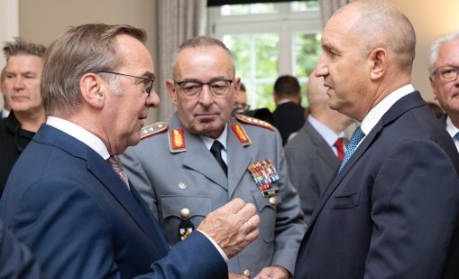 Радев от Германия: Политиката трябва да води до конкретни практически ползи