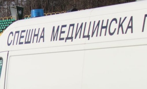 Пиян шофьор с 2,12 промила се заби в дърво на пътя между търновски села