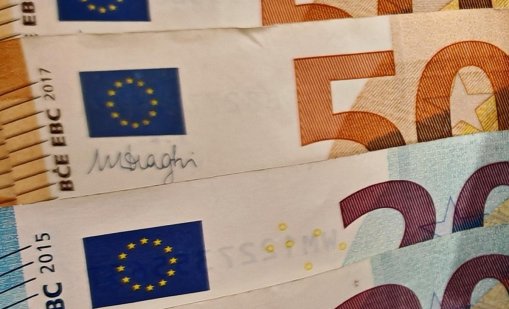 "Накрая плащат хората": Икономисти с предупреждение за данъчните промени