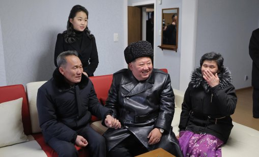 Възходът на дъщерята на Ким Чен Ун: Наследник, имидж или скрита тайна?