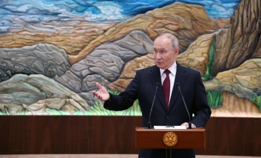 Защо Зеленски се нуждае от Путин, за да отхвърли мирното споразумение на Тръмп?