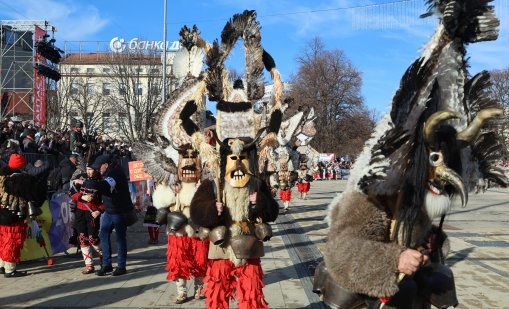 ЮНЕСКО става патрон на Международния фестивал на маскарадните игри "Сурва"