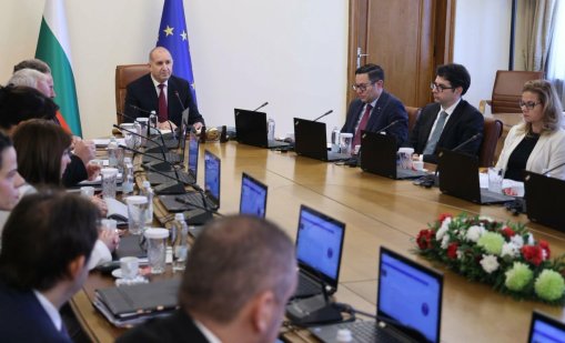 Румен Радев за "Коалицията на желаещите": Отидохме да уважим Макрон, не за неформални срещи