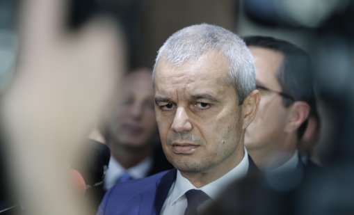 "Възраждане" иска свикване на КСНС заради влизането в еврозоната