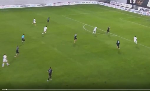 "Лудогорец" спечели с 3:0 срещу 10 от "Локомотив" (Пловдив)