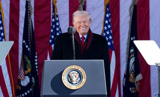 Тръмп ще въведе "забрана за затлъстяване" в изискванията за US виза 