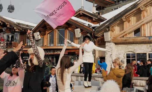 Скандал в Русия: Призоваха инфлуенсъри да бъдат пратени в ГУЛАГ, купонясвали във френски ски курорт