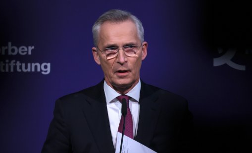 Няма гаранция, че НАТО ще оцелее при президентството на Тръмп