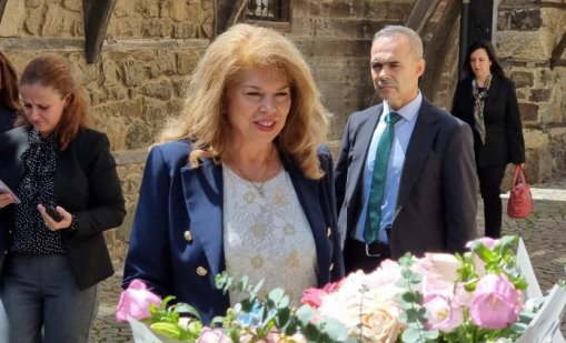 Йотова за хосписите: Държавата да разплете случаите докрай