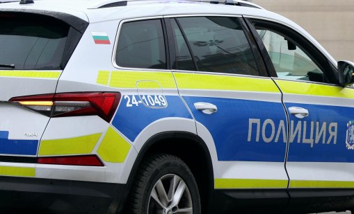 Силен взрив на бензиностанция в Бургас, пострадала е жена