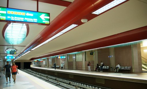 Днес метрото в София ще работи до 01:00 ч. заради &bdquo;Левски&ldquo; &ndash; АЕК
