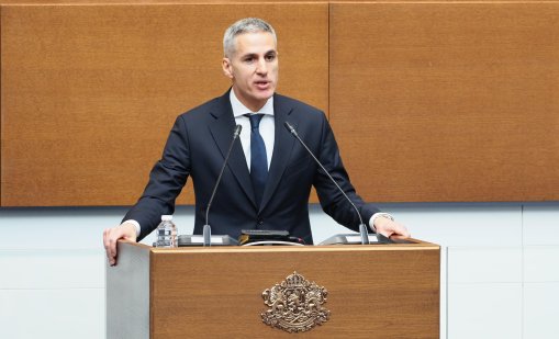 Гюров ще участва във Втората среща на върха по ядрената енергия  в Париж