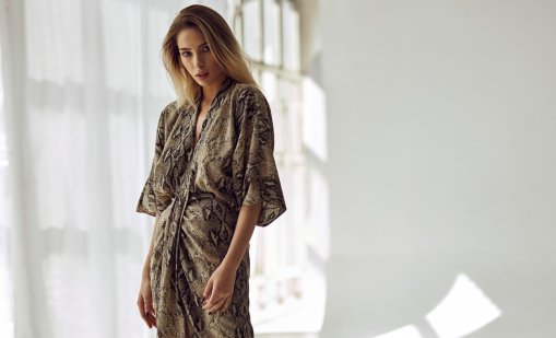 Дървесен десен – най-актуалната тенденция за есен-зима 2025