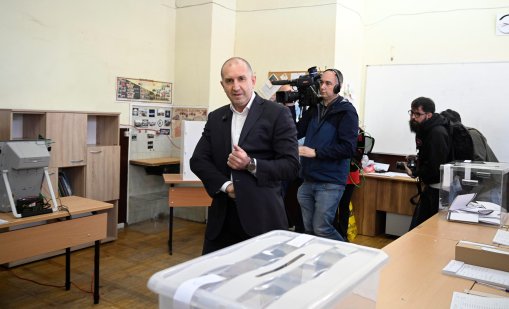 Резултатът при обработени 87.23%% протоколи на ЦИК: ПБ - 44,56%, "Възраждане" на ръба