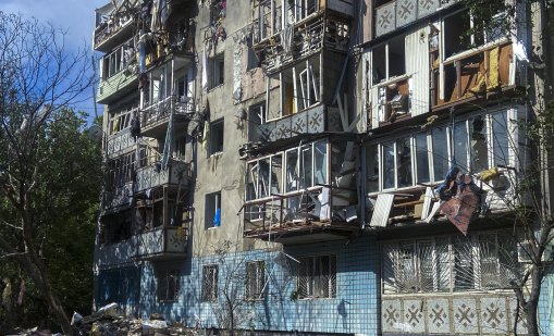 Русия атакува Киев с ракети и дронове, убит е един човек