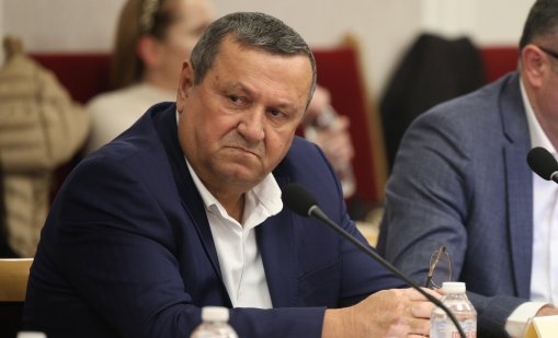 Адемов за централа на ДПС-ДПС: Имаме дългосрочен договор, плащаме наем