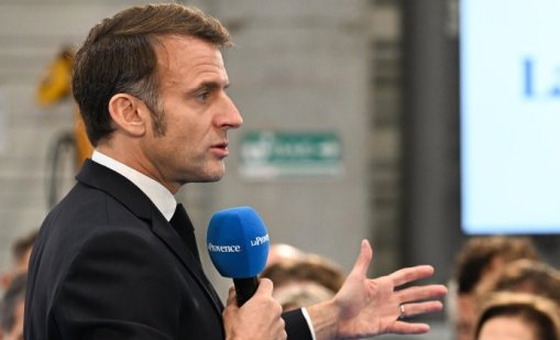 Елисейският дворец: Готовността на Путин за диалог с Макрон е "добре дошла"