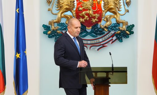 Евродепутатите от ЕНП: Инициативата на Радев е популизъм и заплаха за стабилността на страната