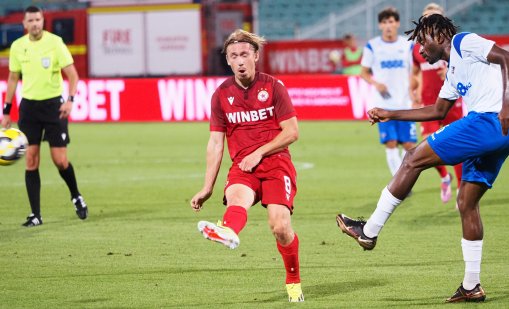 Трансферна издънка: ЦСКА се раздели с халфа Дейвид Сегер