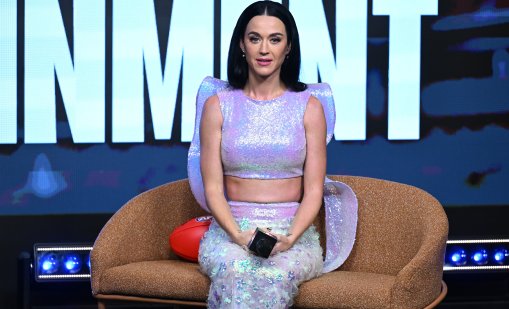 Разследват Кейти Пери по обвинения в сексуално посегателство