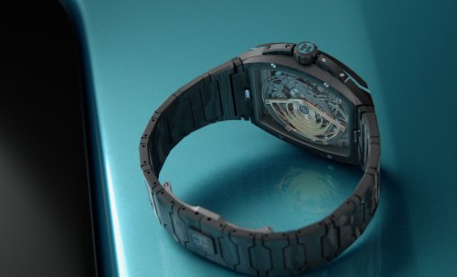 Maserati и Bianchet представят Ultrafino Maserati: Летящ турбийон, посветен на 100 г. от тризъбеца