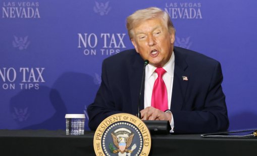 Републиканците искат с войната в Иран просто да се приключи 