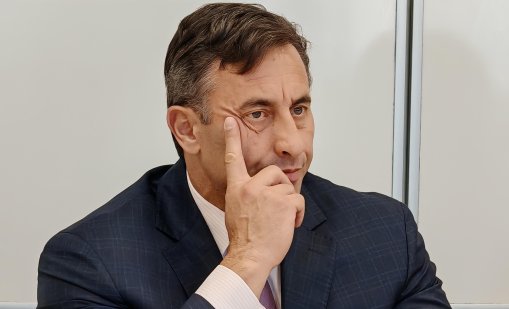 Спецов започна с промените в "Лукойл", освободи Евгени Маняхин