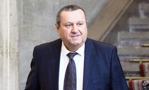 Хасан Адемов: Социалните плащания са гарантирани