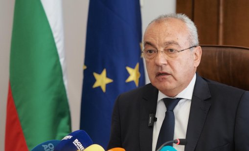 Финансовият министър: Бюджетът не включва наши политики