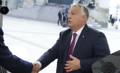Човекът, който заплашва 15-годишното управление на Виктор Орбан над Унгария