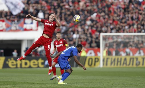 Здрав мач, без футболни достойнства: Левски и ЦСКА завършиха 1:1