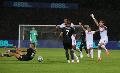 ЦСКА стигна само до 0:0 със Славия, чуха се викове "Оставка"