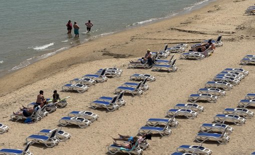 Море 2026: Какви са цените у нас, в Северна Гърция, Южна Италия и Хърватска? 