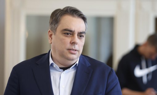 Василев: Всички ще плащаме дълга от 3,8 млрд. евро, ПП няма да го подкрепи