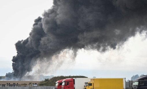 Русия обяви удар по дронове, но улучи селскостопански камиони