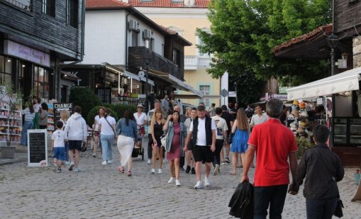 Созопол изпраща годината с рекорден ръст от 5,3% нощувки