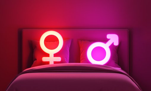 8 неща, които той прави в леглото, ако ви обича