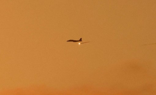 Израел е ударил 16 самолета на спецчастите "Кудс" в Техеран