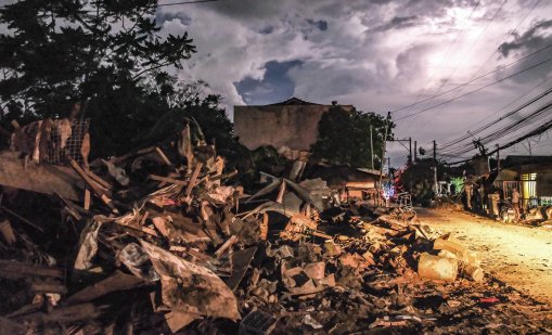 204 станаха жертвите на тайфуна "Калмаеги" във Филипините 